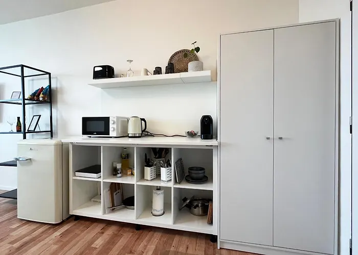 Air-conditioned Studio, Close To Centre & Tram Stop Apartmán *