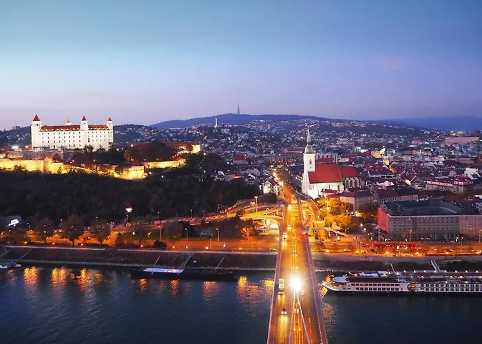 Air-conditioned Studio, Close To Centre & Tram Stop Appartement Bratislava